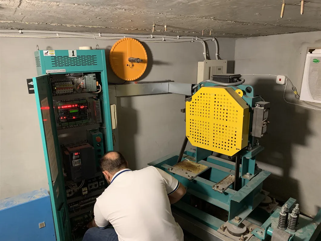 4 Person Passenger Articulated Boom Mobile Resident Lift