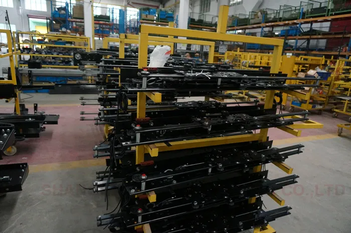 Elevator Center-Opening 4 Panels Door Operator for Car Top Installation