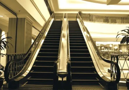 New Design Electrical High Speed Sidewalk Escalator Moving Walks